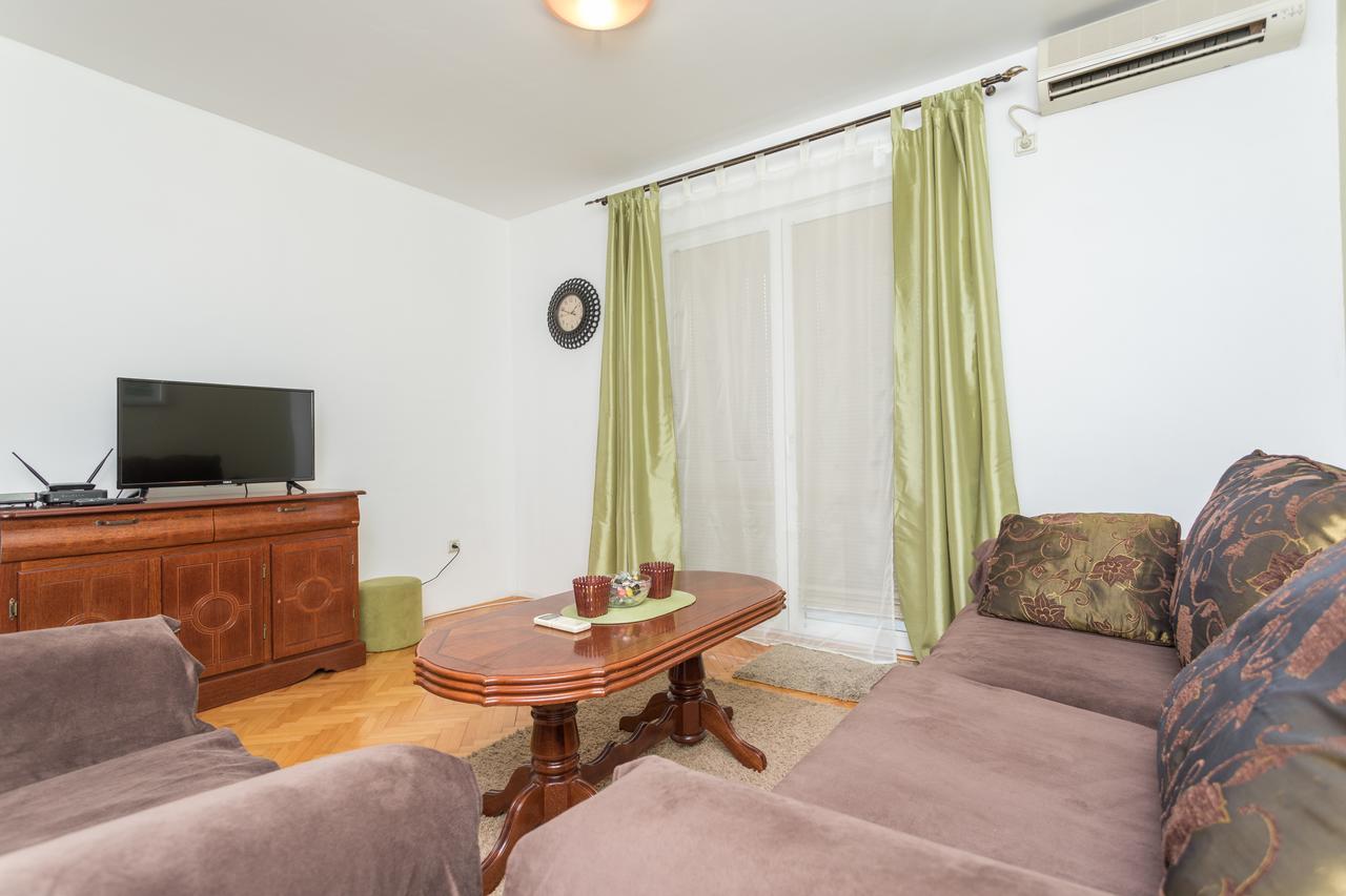 Apartments Vanja ブドヴァ エクステリア 写真