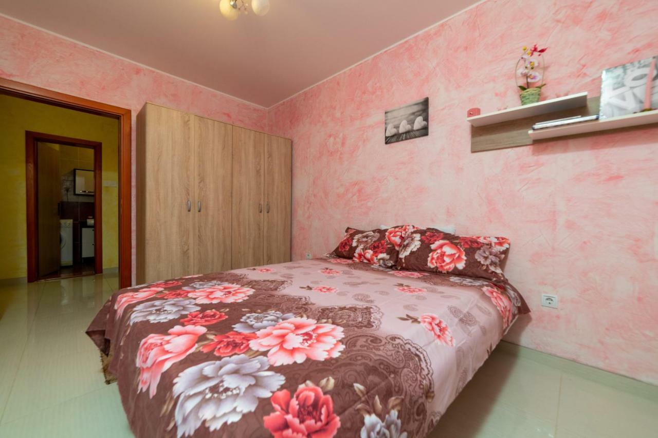 Apartments Vanja ブドヴァ エクステリア 写真
